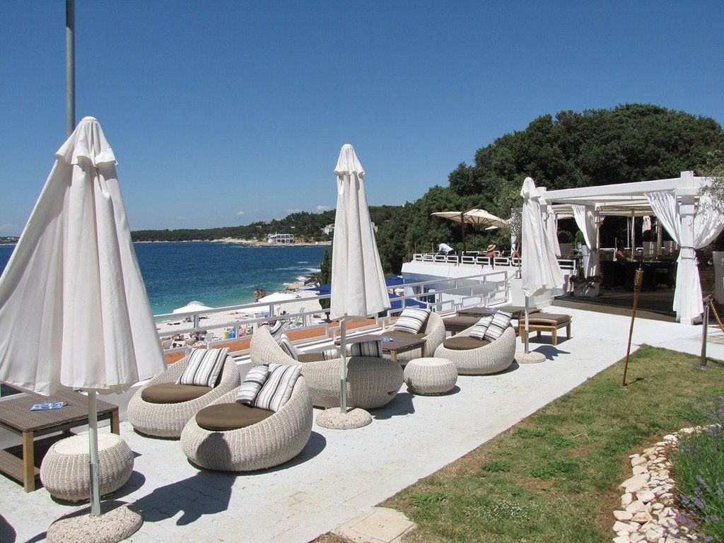 Park Plaza Verudela Pula Restoran fotoğraf